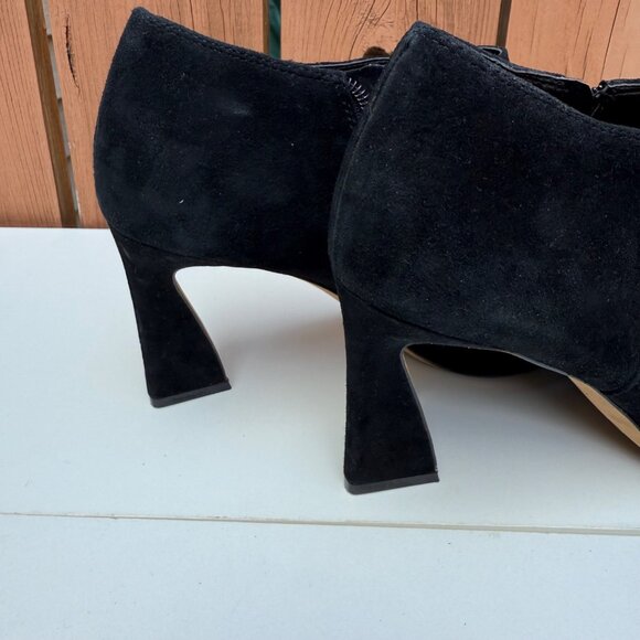 Vince Camuto Womens Black Suede Booties Size 9.5M With Zipper Closure - Picture 8 of 10